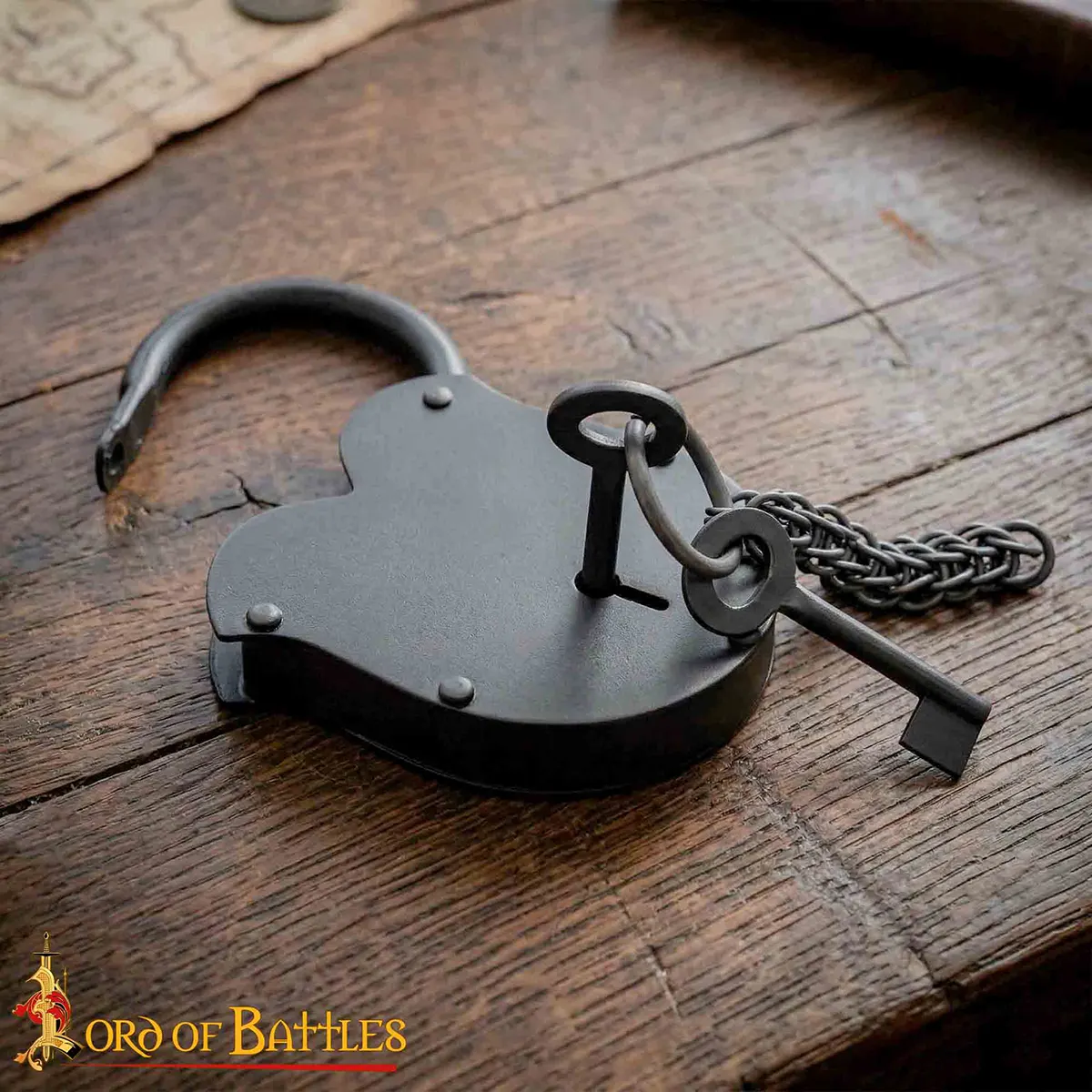 Hand Forged Vintage Padlock With Keys Hand Forged Vintage Padlock With Keys - Image 5