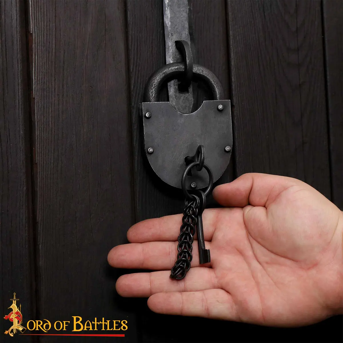 Iron Medieval Padlock Iron with Keys Iron Medieval Padlock Iron with Keys - Image 7