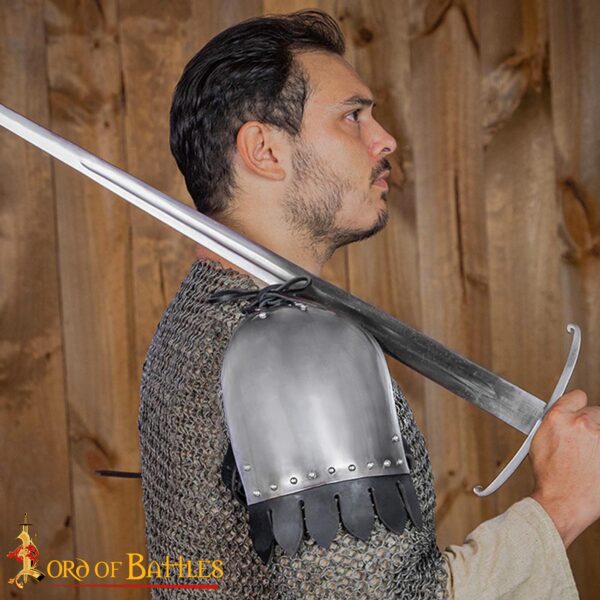 Medieval Spaulders with elegant Leather edges