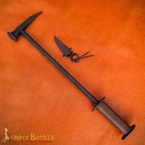 Medieval War Hammer - Crowsbeak
