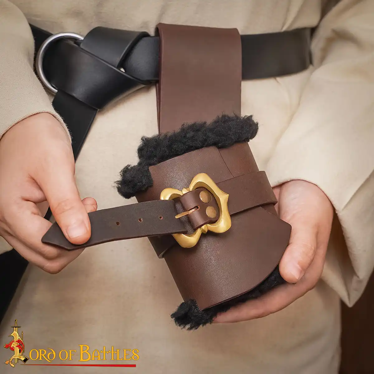Leather Right Hand Frog for Swords and Club Arms Leather Right Hand Frog for Swords and Club Arms - Image 2