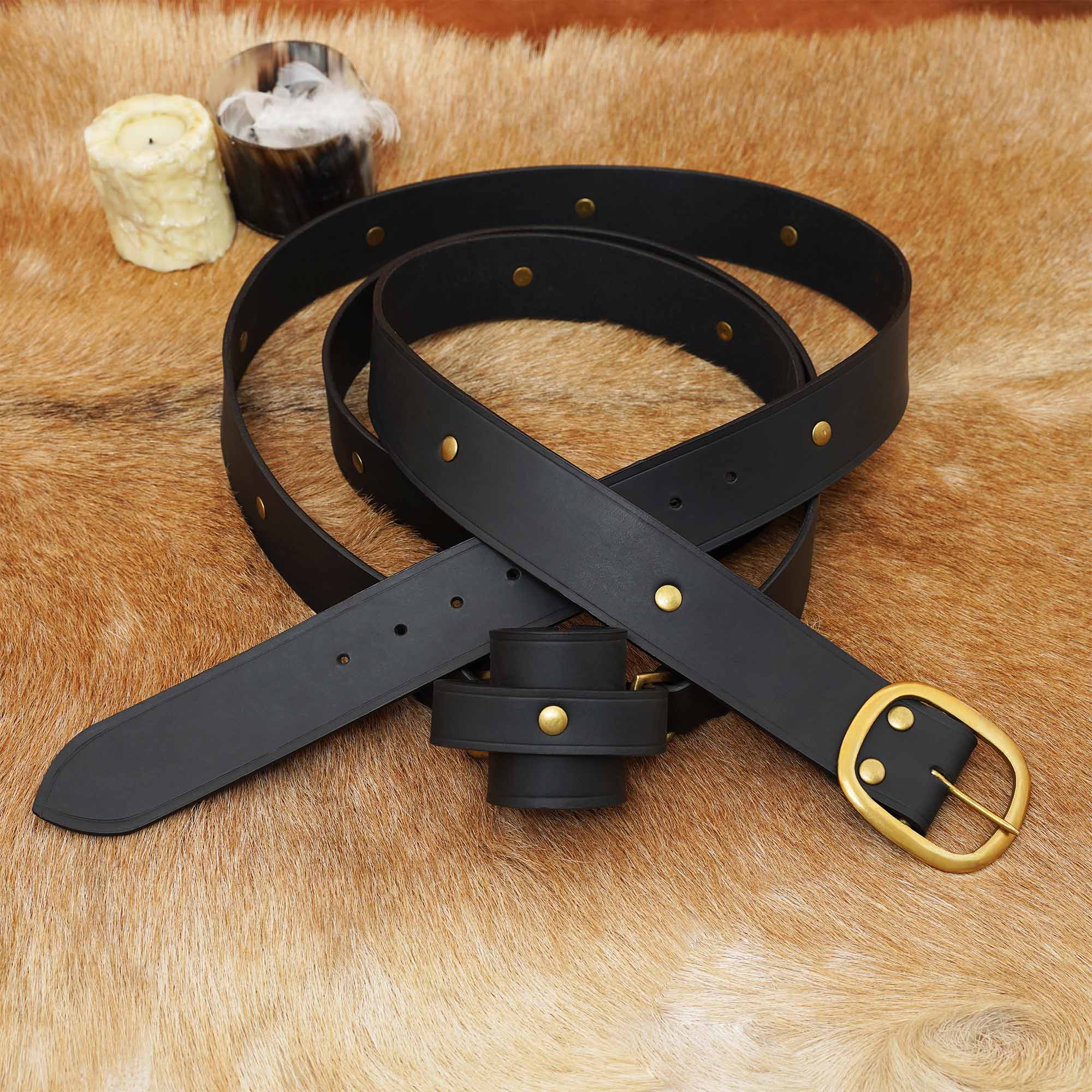 Patent leather belt