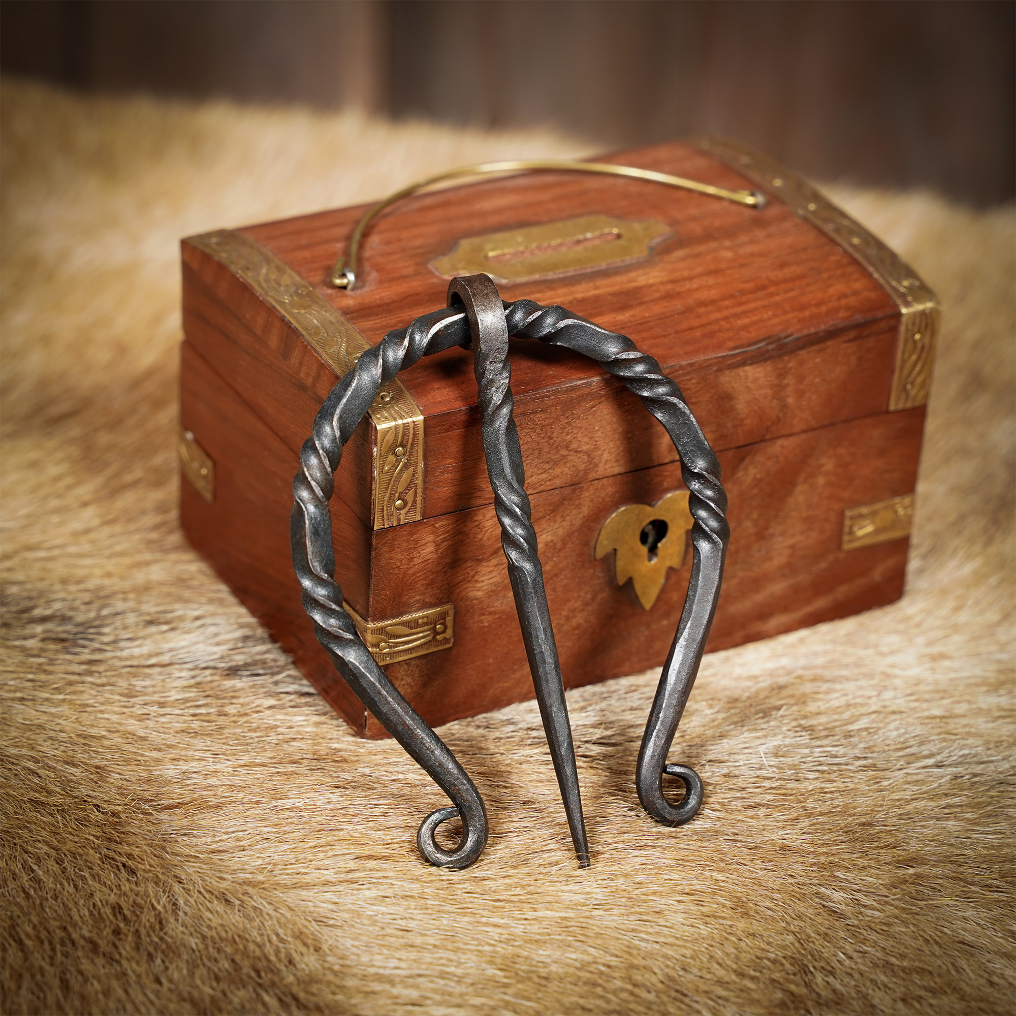 Brass Oval Fibula Cloak Pin / Penannular Brooch – History In Your