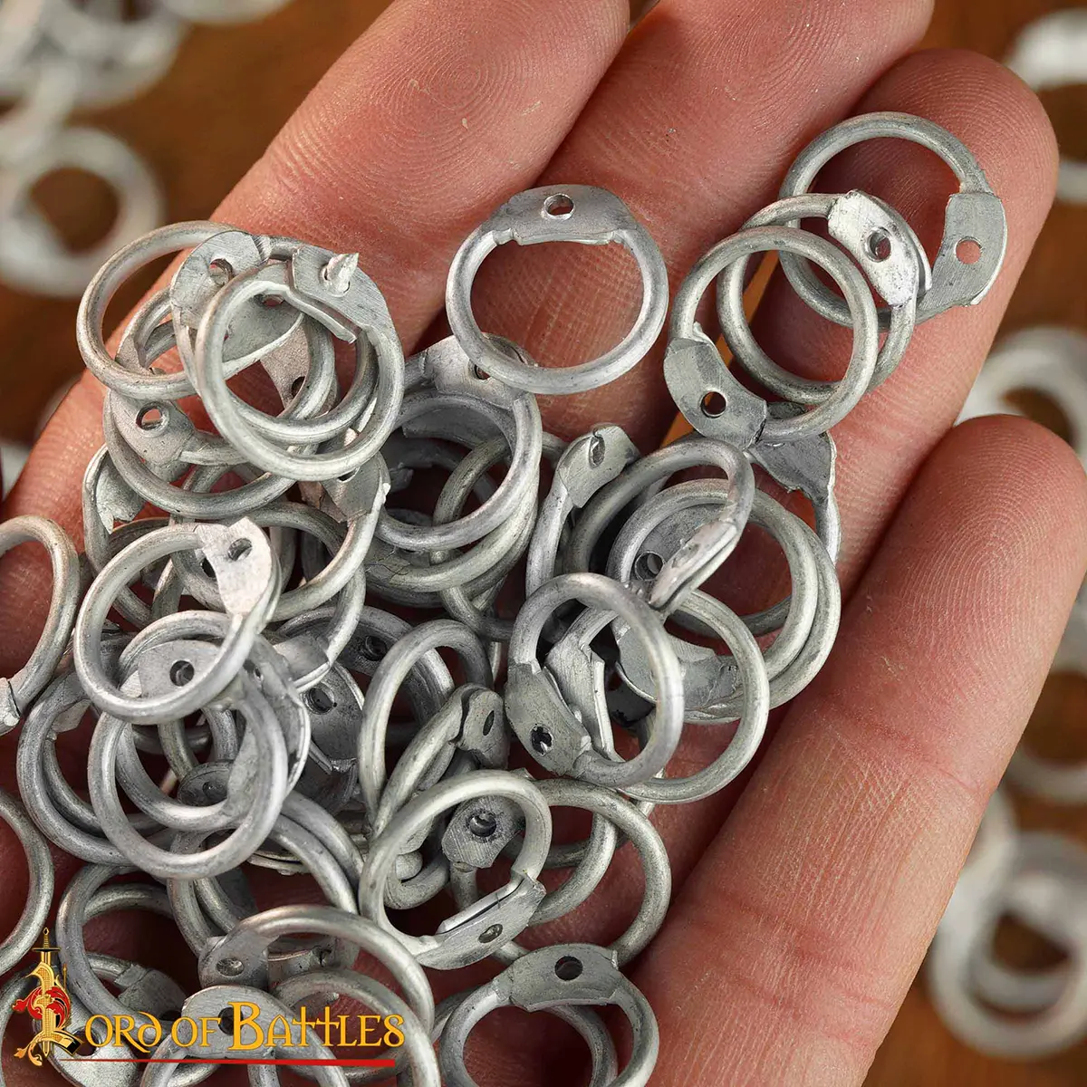 Aluminium Chainmail Rings 10 mm 16 Gauge Dome-Riveted Rings Aluminium Chainmail Rings 10 mm 16 Gauge Dome-Riveted Rings - Image 2