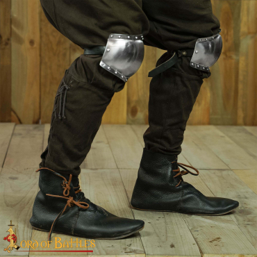14th Century Knight Poleyns - Suede Lined Knee Cops by Lord of Battles