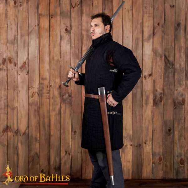 Medieval Type XI Oakeshott Typology Functional Sword with Leather Scabbard - Image 5