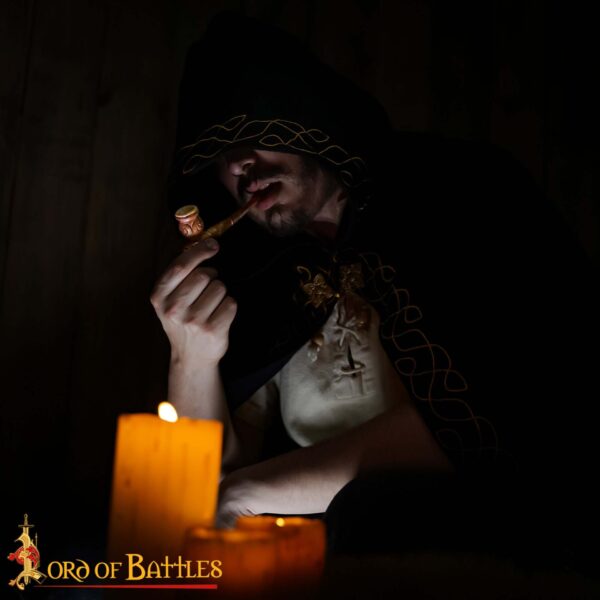 The Strider's Wooden Smoking Pipe - Image 2