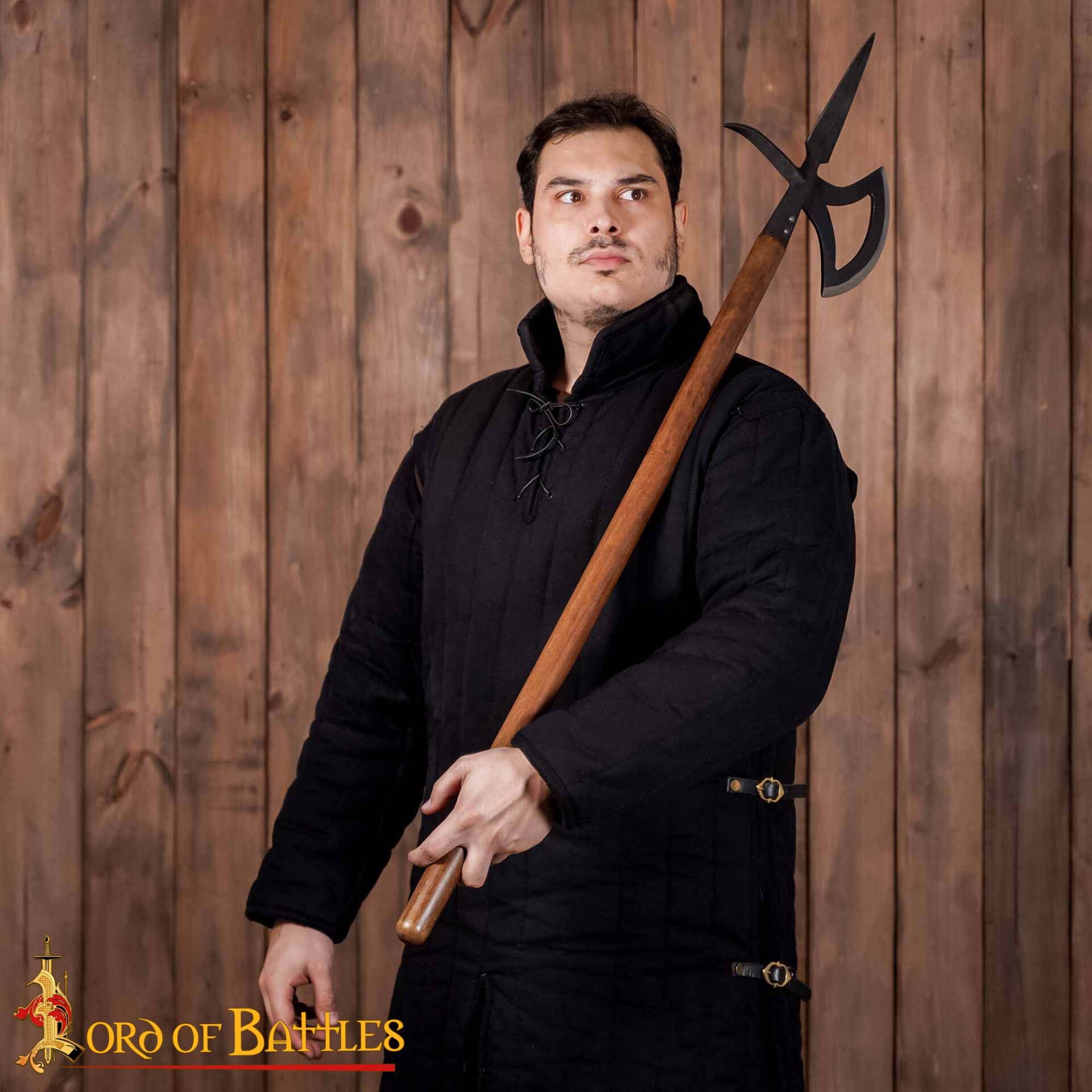 medieval-battle-axe-steel-head-wooden-shaft-60696 4