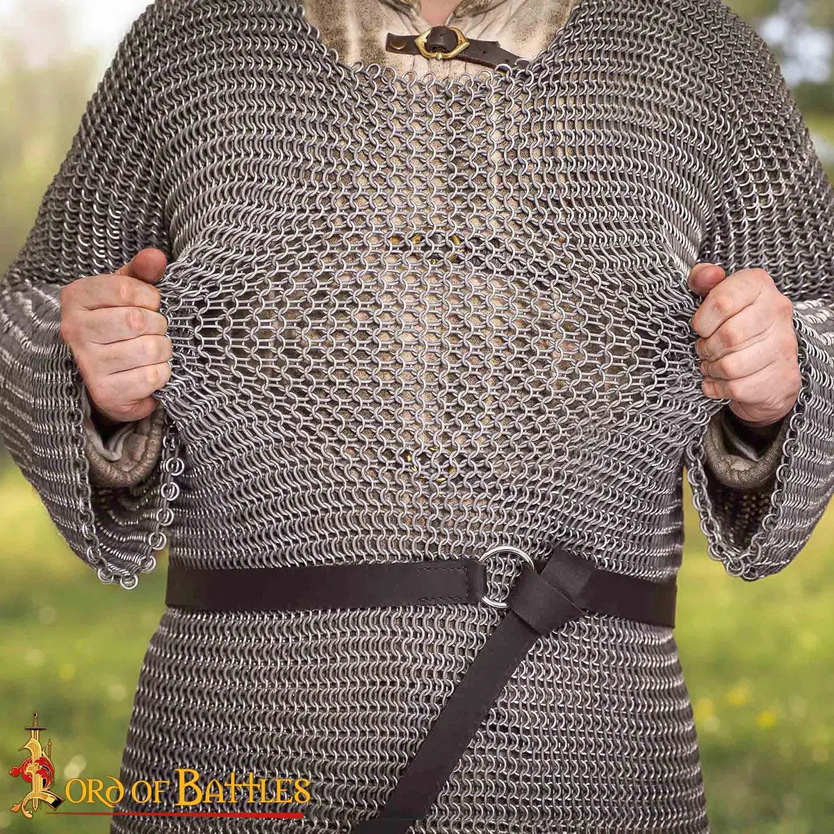 Medieval Chainmail Hauberk 10mm Aluminium Butted Rings with Black Rubber Washers 14 Gauge Medieval Chainmail Hauberk 10mm Aluminium Butted Rings with Black Rubber Washers 14 Gauge - Image 5