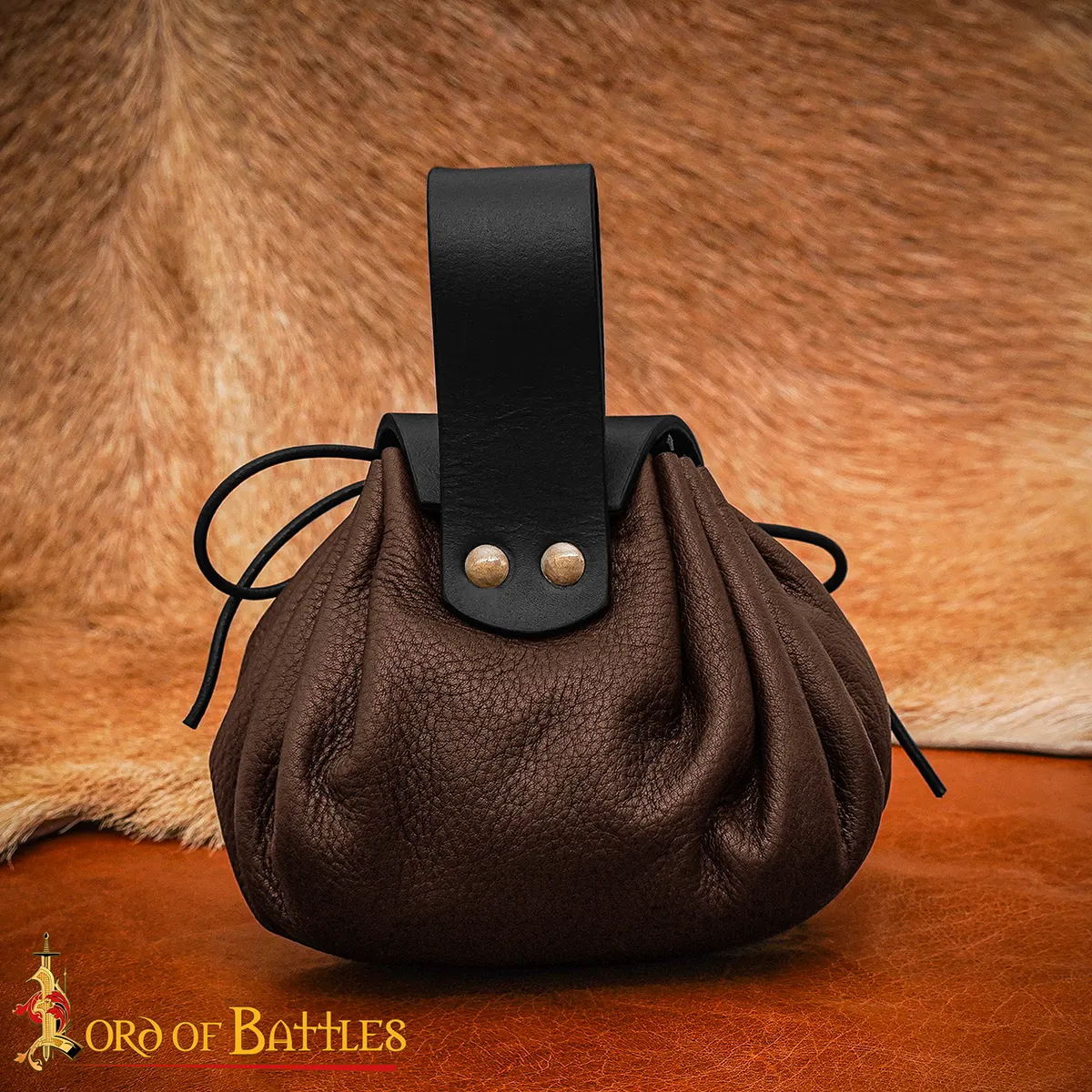 Medieval Handcrafted Leather Belt Pouch with Horn Toggle Medieval Handcrafted Leather Belt Pouch with Horn Toggle - Image 6