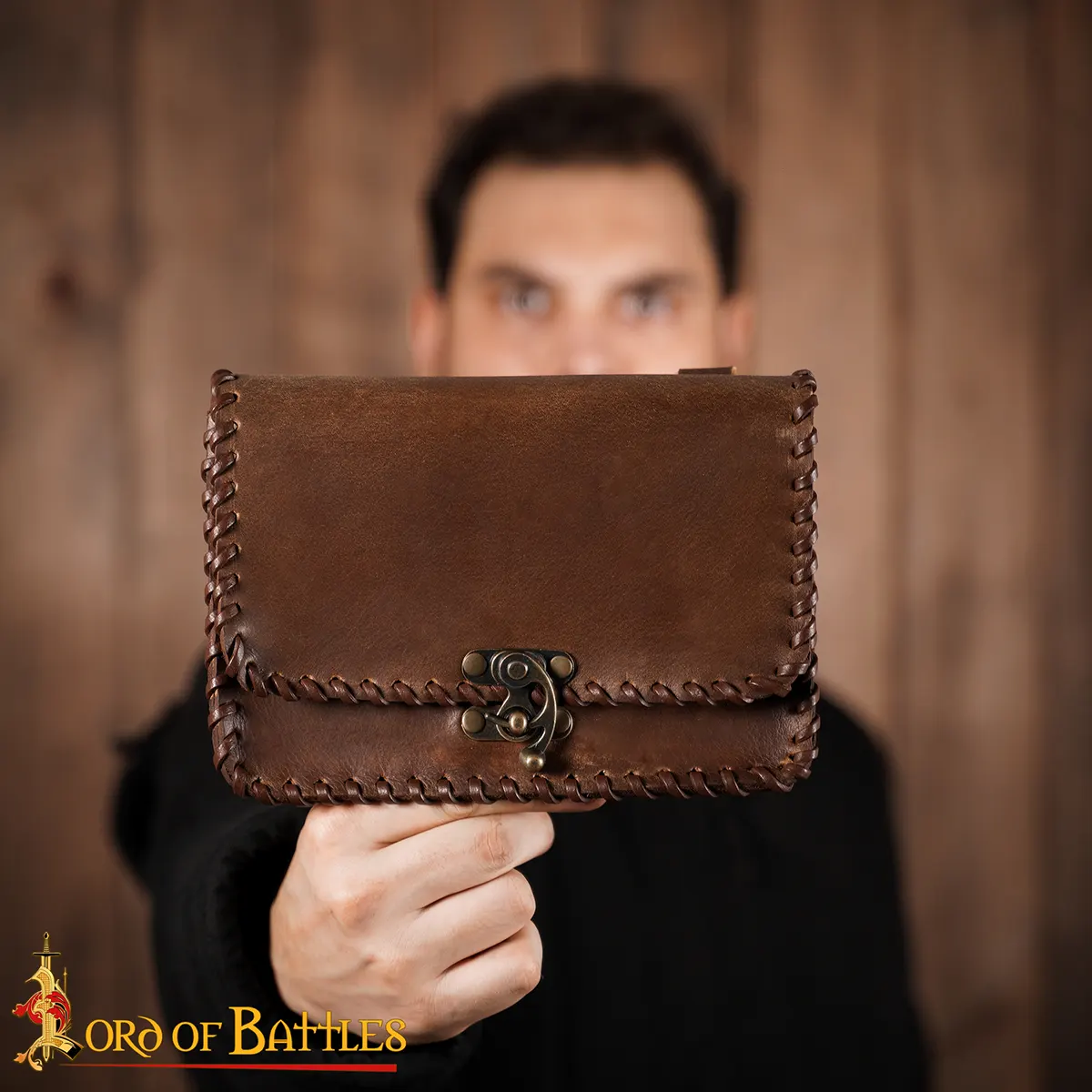 Medieval Quester Belt Bag with Antique Brass Lock Medieval Quester Belt Bag with Antique Brass Lock - Image 2