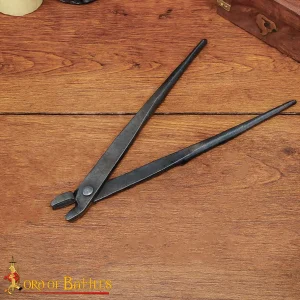Pliers
