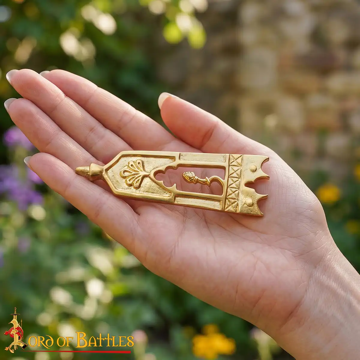 Closed Thistle Pure Solid Brass Belt End Chape - Image 6