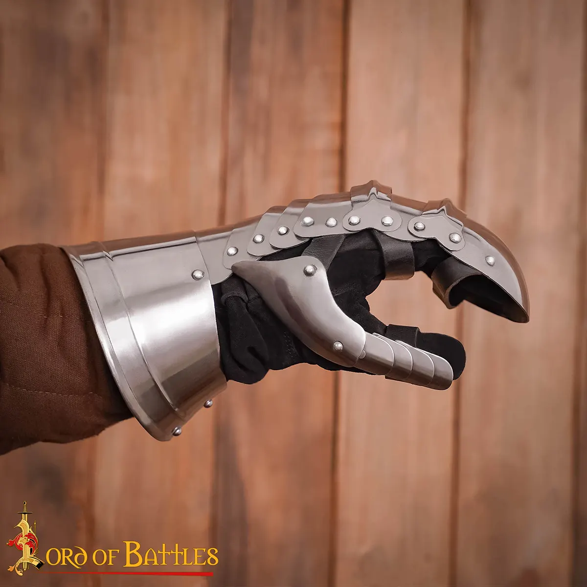 Clamshell Gauntlets - 16 Gauge Steel Clamshell Gauntlets - 16 Gauge Steel - Image 6